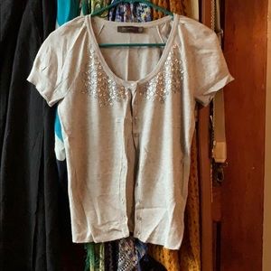 The limited short sleeve sweater